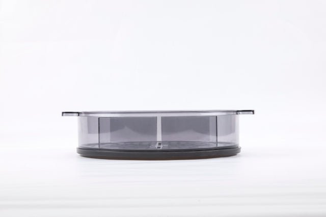 Transparenter Dämpfaufsatz aus Polycarbonat mit verstellbaren Trennwänden, Durchmesser 24 cm.