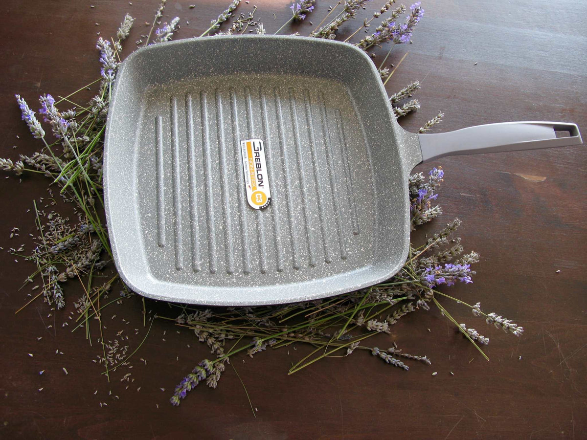 Edition 3 Grillpfanne aus Aluminium-Druckguss mit dreilagiger Antihaftbeschichtung und Induktionsboden
